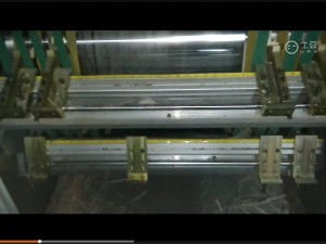全自動無塵開槽機(jī)-實拍